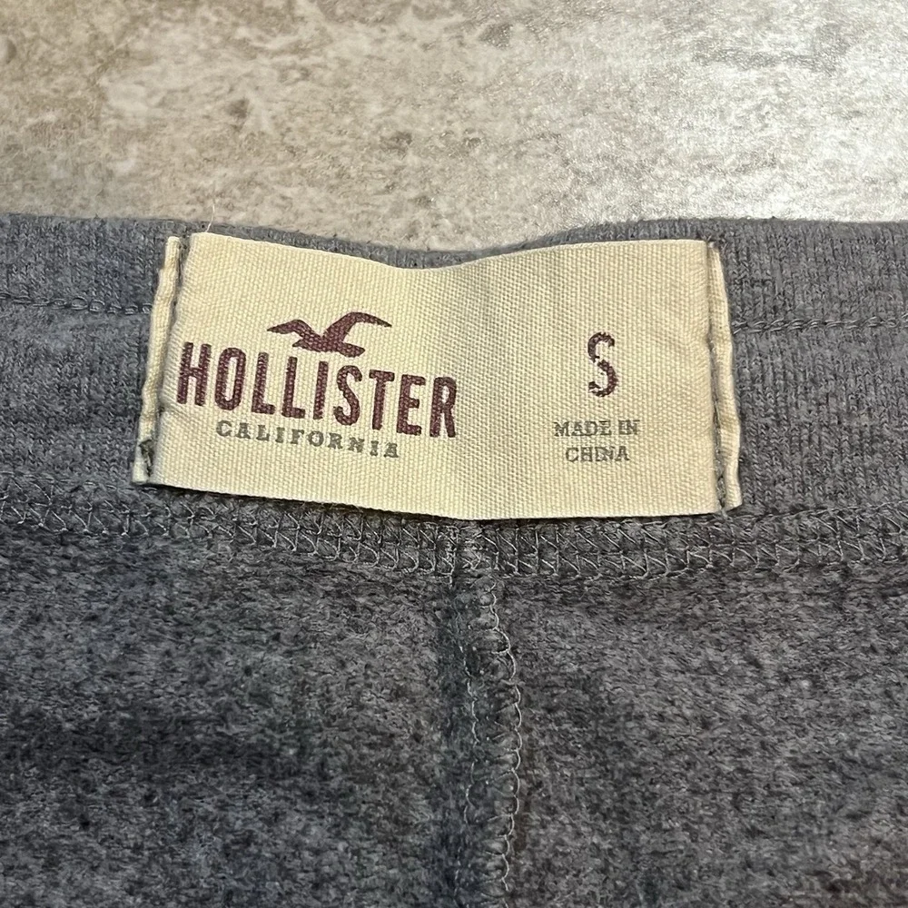Hollister Y2K, Booty Shorts, Low Rise Mini Shorts, Gray Drawstring,Size S 2000s - Picture 5 of 9